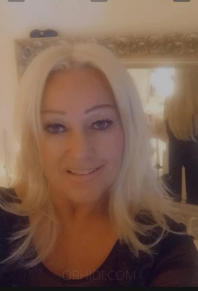 Kelsey Milf Xxx escort Aberdeen